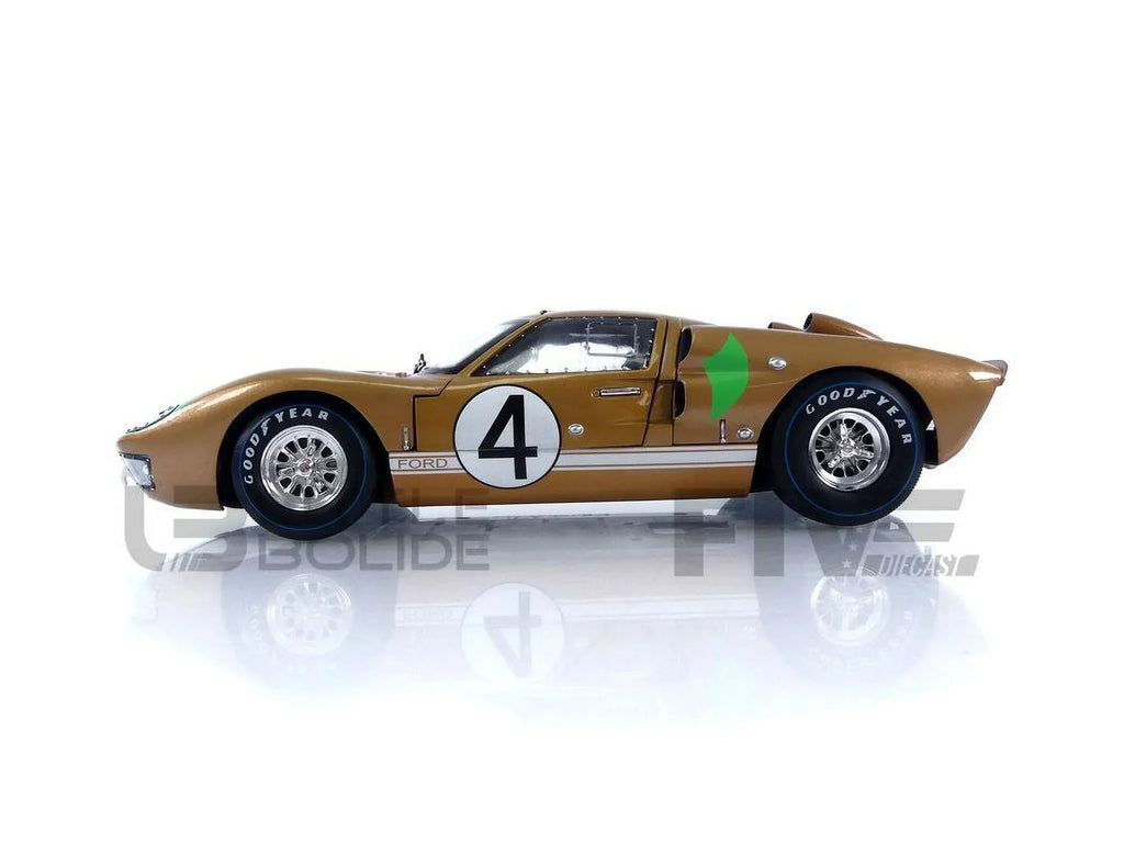 Shelby Collectibles SC414 1966 Ford -40  2 Gold No.4 1-18 Diecast Car Model