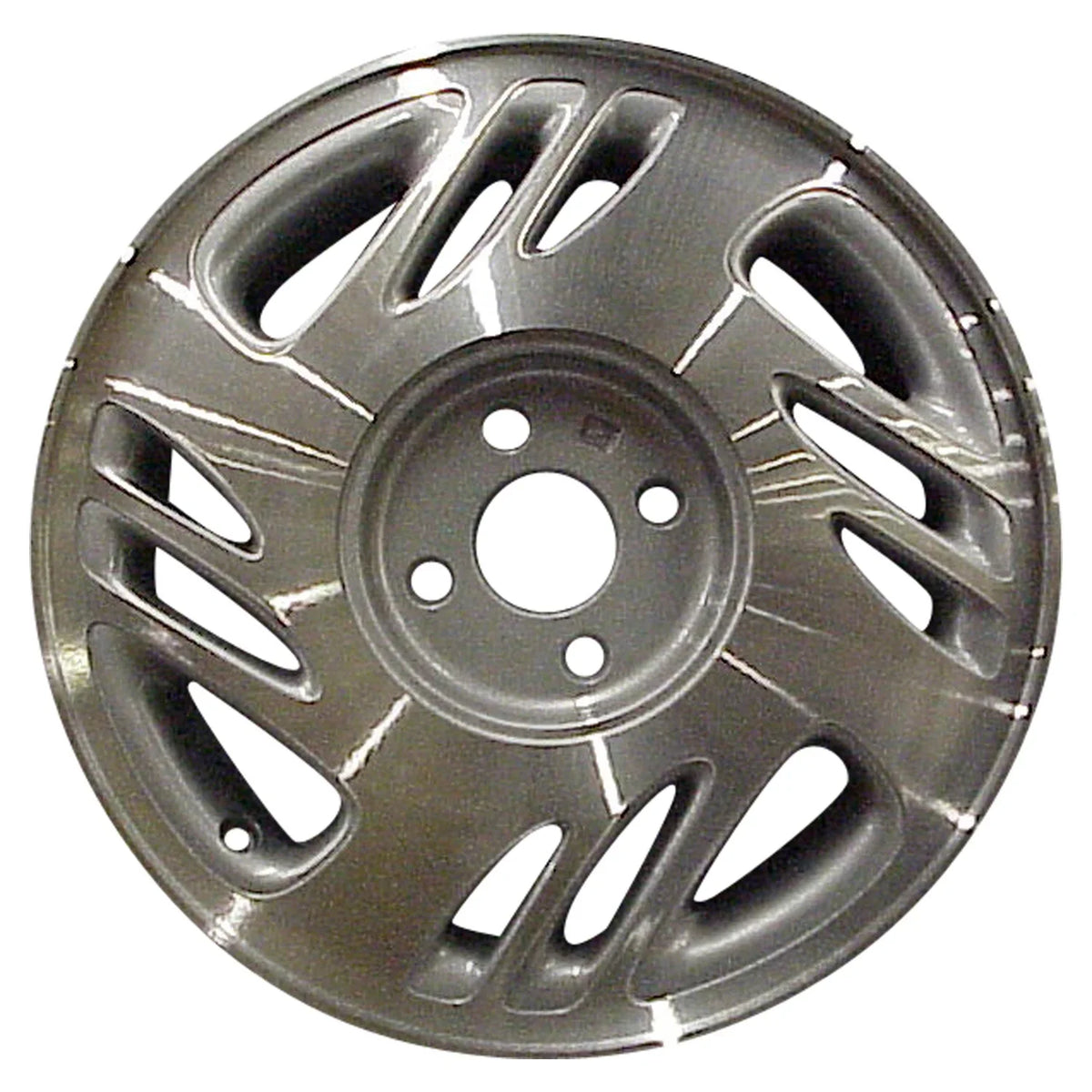 Pre-Owned Original Equipment  Machined and Painted Silver Aluminum Wheel 15 x 6 21012832 fits 1999-2001 Saturn SC1 (Good)