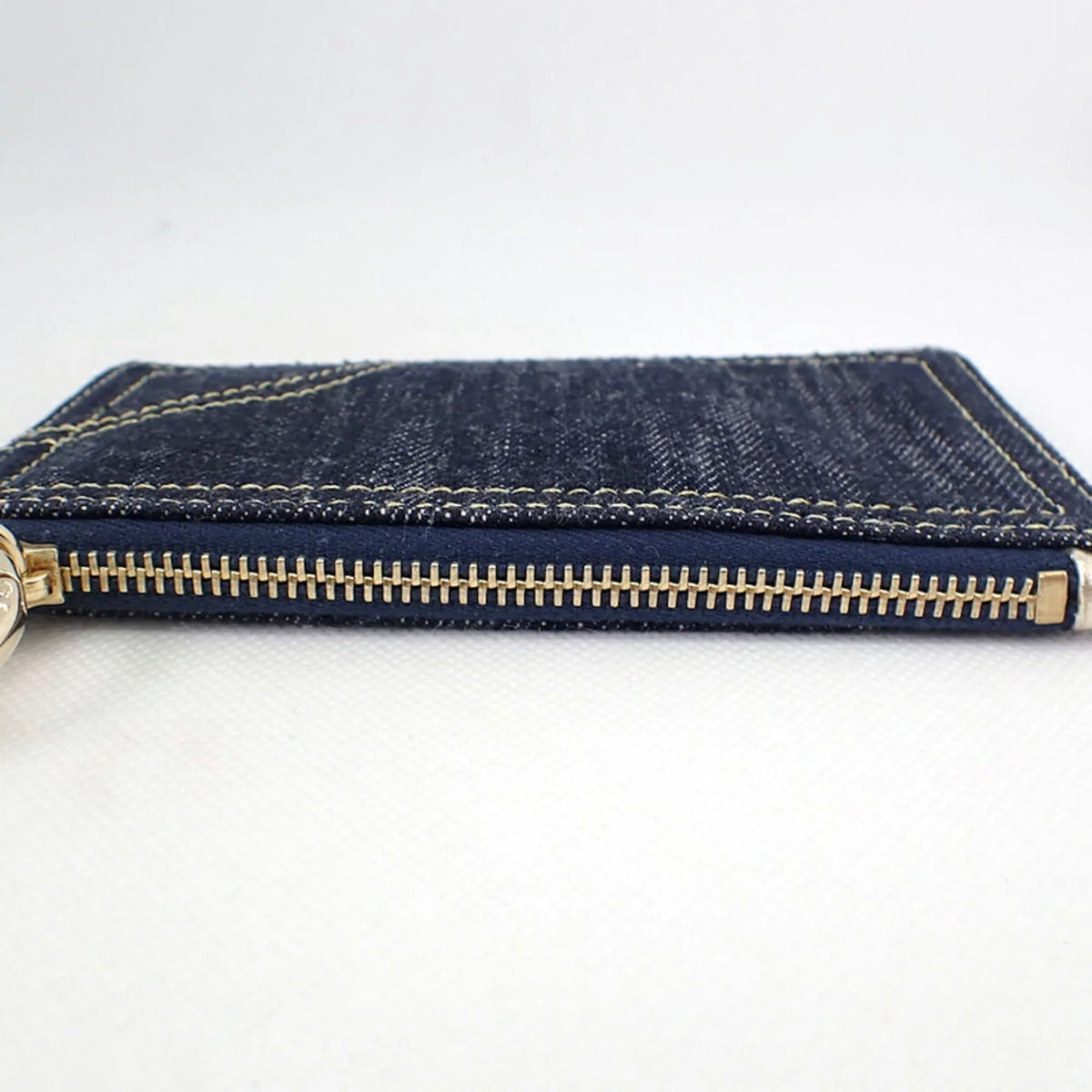 Pre-Owned  Chanel sparkling chain pouch coin case (Good)