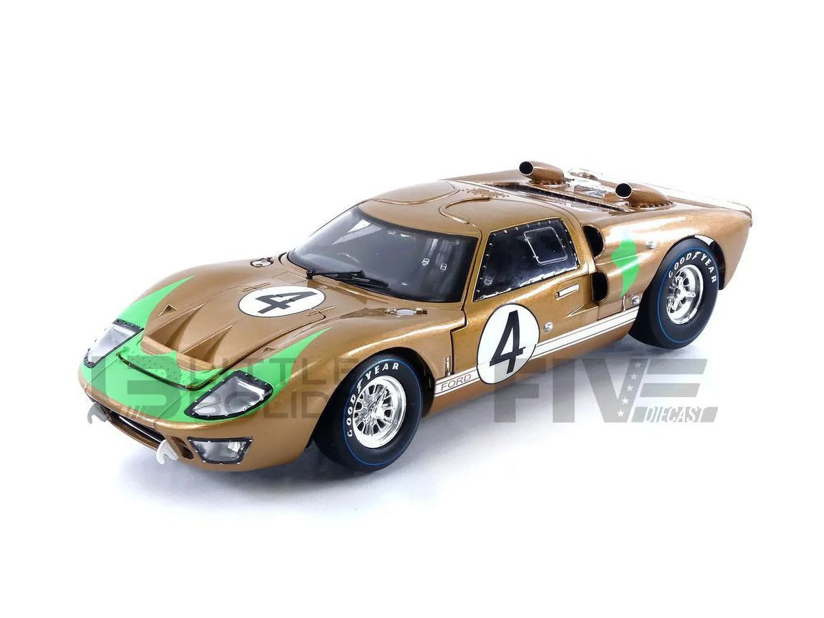 Shelby Collectibles SC414 1966 Ford -40  2 Gold No.4 1-18 Diecast Car Model